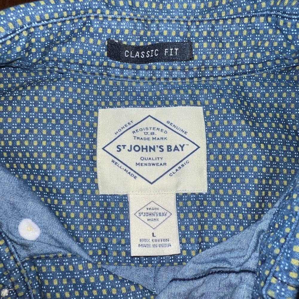 St. John’s Bay button down - Picture 4 of 6